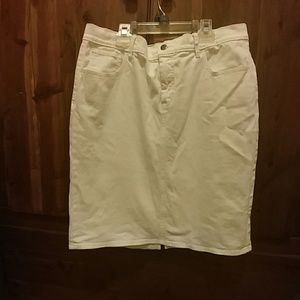 White jeans skirt